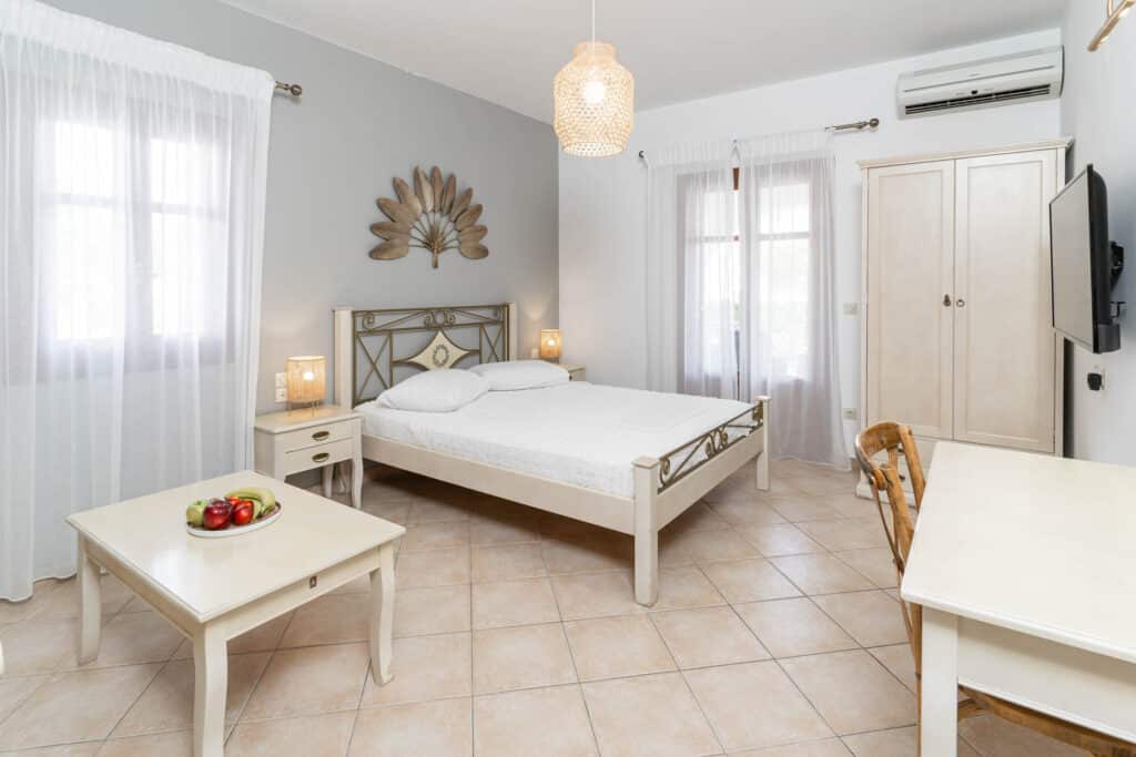 koufonissia hotel rooms niriides 62